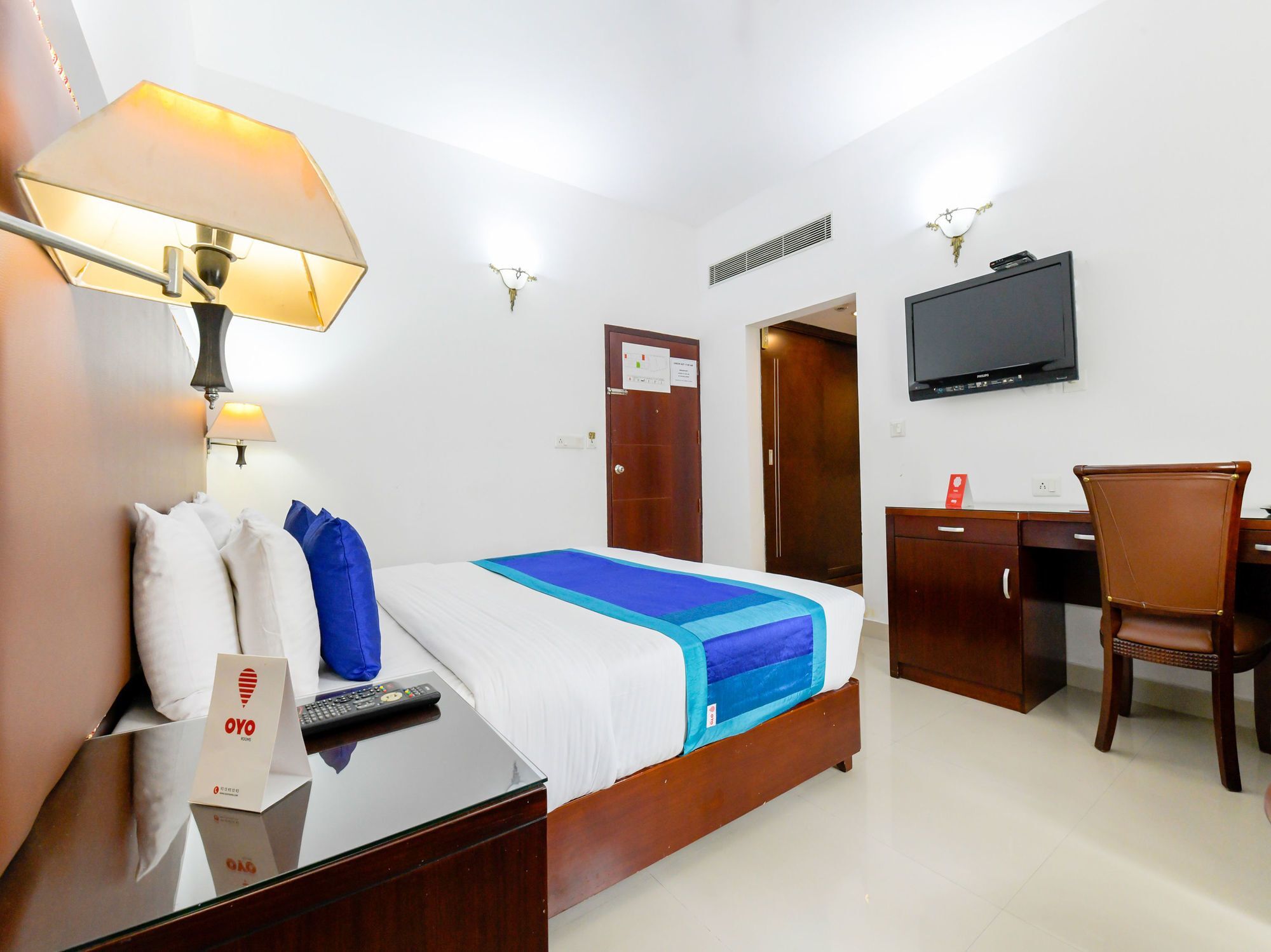 Oyo 7188 Ajantha Regency Hotel Kochi Kültér fotó